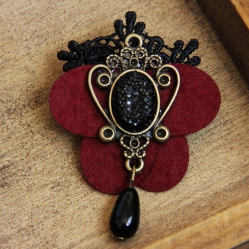 Vintage Crown Brooch Pin